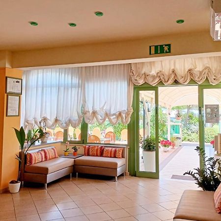 מילאנו מריטימה Costa Del Sole Only Room מראה חיצוני תמונה