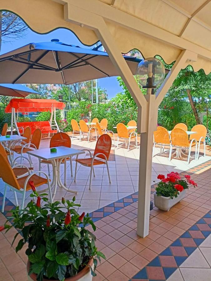 מילאנו מריטימה Costa Del Sole Only Room מראה חיצוני תמונה
