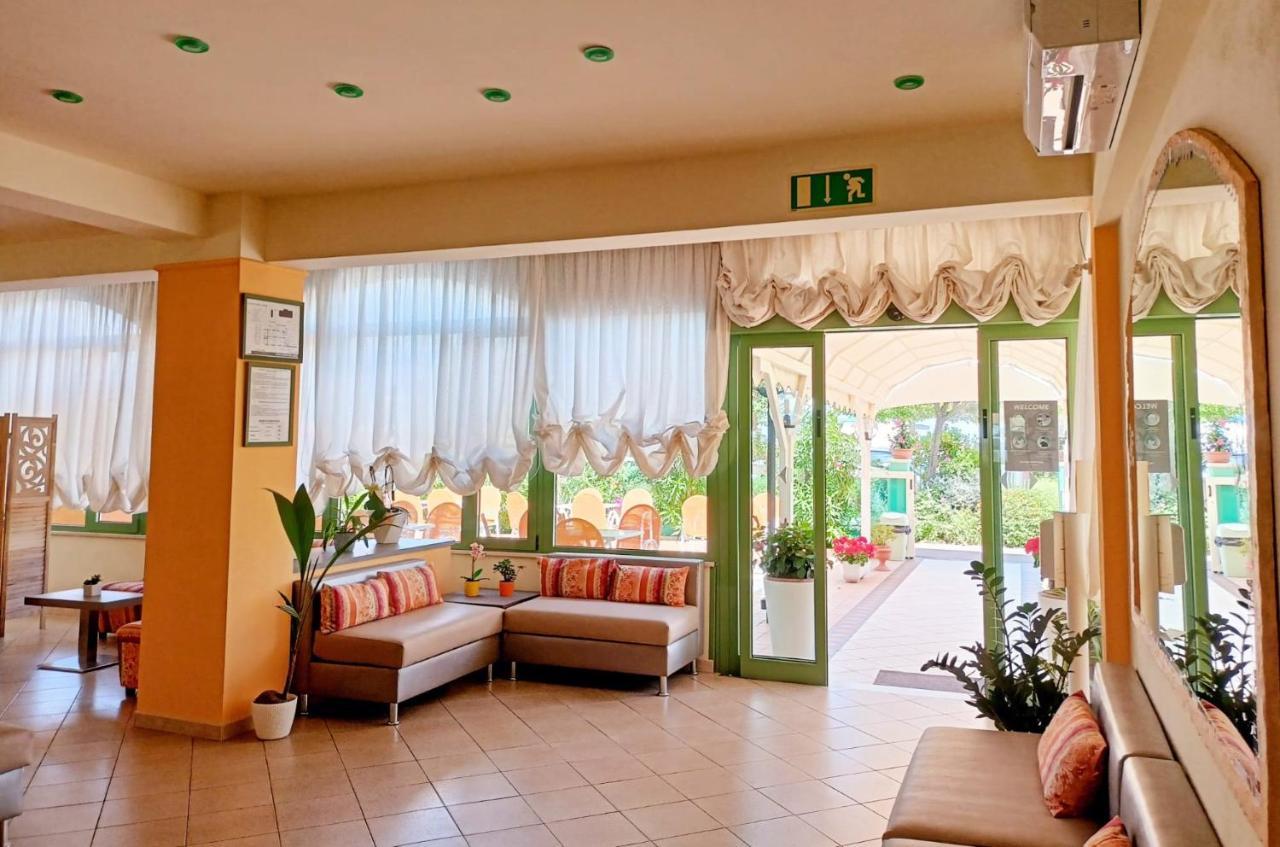 מילאנו מריטימה Costa Del Sole Only Room מראה חיצוני תמונה