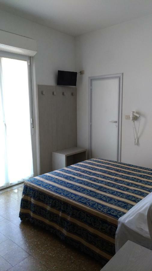 מילאנו מריטימה Costa Del Sole Only Room מראה חיצוני תמונה