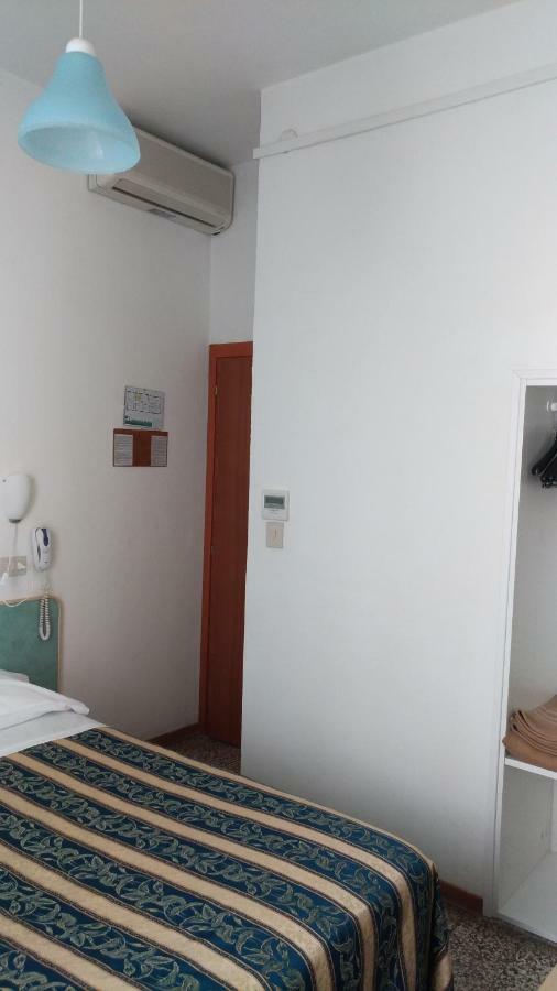 מילאנו מריטימה Costa Del Sole Only Room מראה חיצוני תמונה
