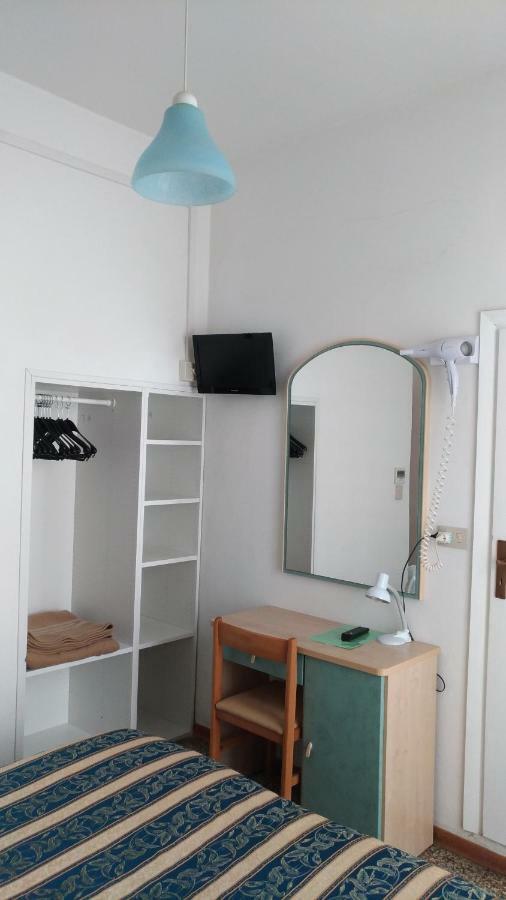 מילאנו מריטימה Costa Del Sole Only Room מראה חיצוני תמונה
